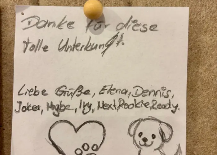 アパート La-huettenfeld Erdgeschoss ラムパートハイム