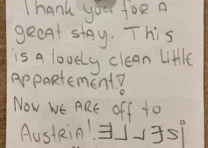 アパート La-huettenfeld Erdgeschoss ラムパートハイム